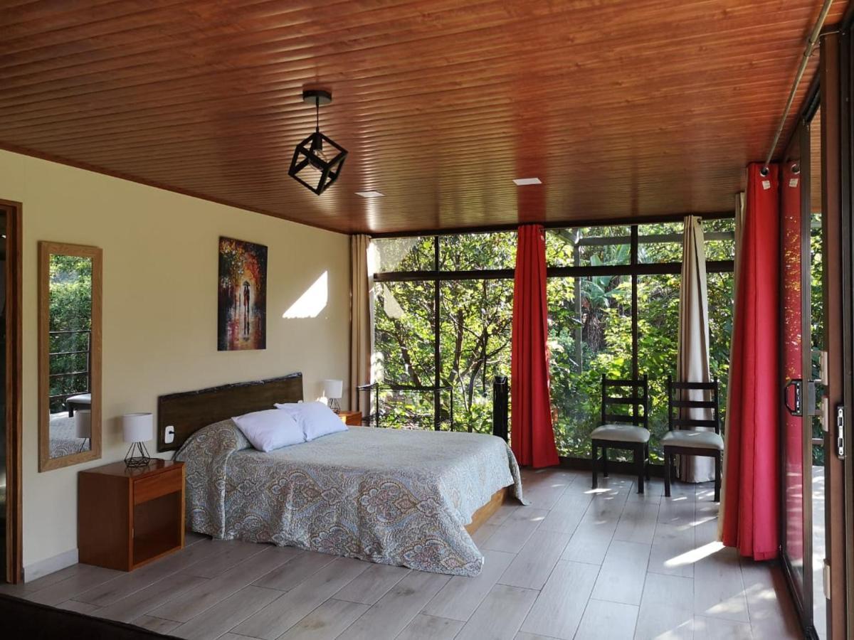 Bed & Breakfast La Guayaba Monteverde